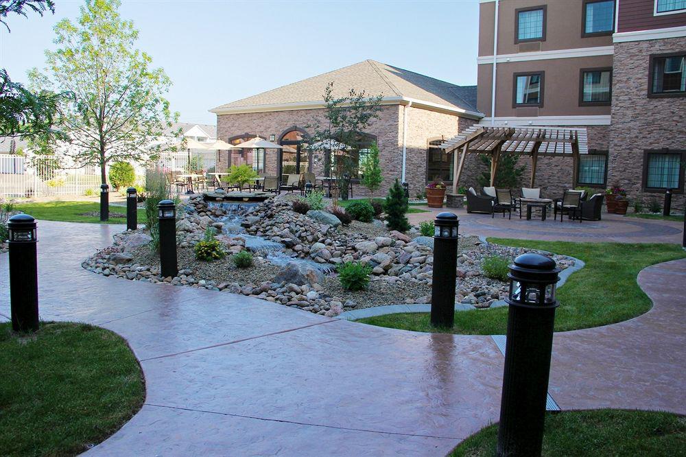 Staybridge Suites Bismarck By Ihg Exterior foto